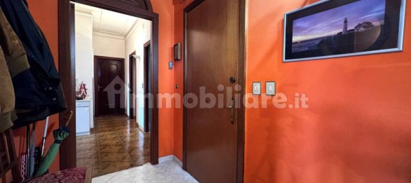 3 Schlafzimmer Wohnung in Capranica, Italy, Nr. 227815 8