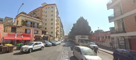 2 Schlafzimmer Wohnung in Naples, Italy, Nr. 376767 17