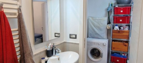 2 Schlafzimmer Wohnung in Naples, Italy, Nr. 376767 11