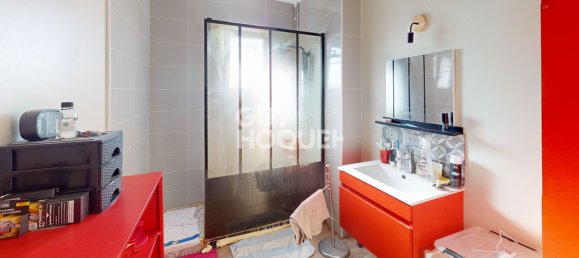 3 bedrooms House in Sardieu, France No. 204733 7