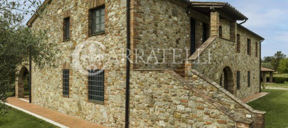 10 bedrooms House in Città della Pieve, Italy No. 115664 3