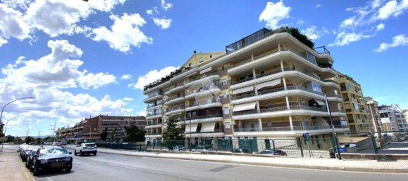 Apartamento de 2 dormitorios en Sassari, Italy No. 338485 3