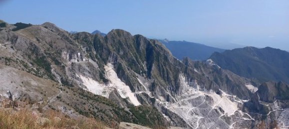 9 bedrooms House in Carrara, Italy No. 327396 9