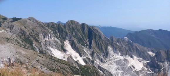 9 bedrooms House in Carrara, Italy No. 327396 8