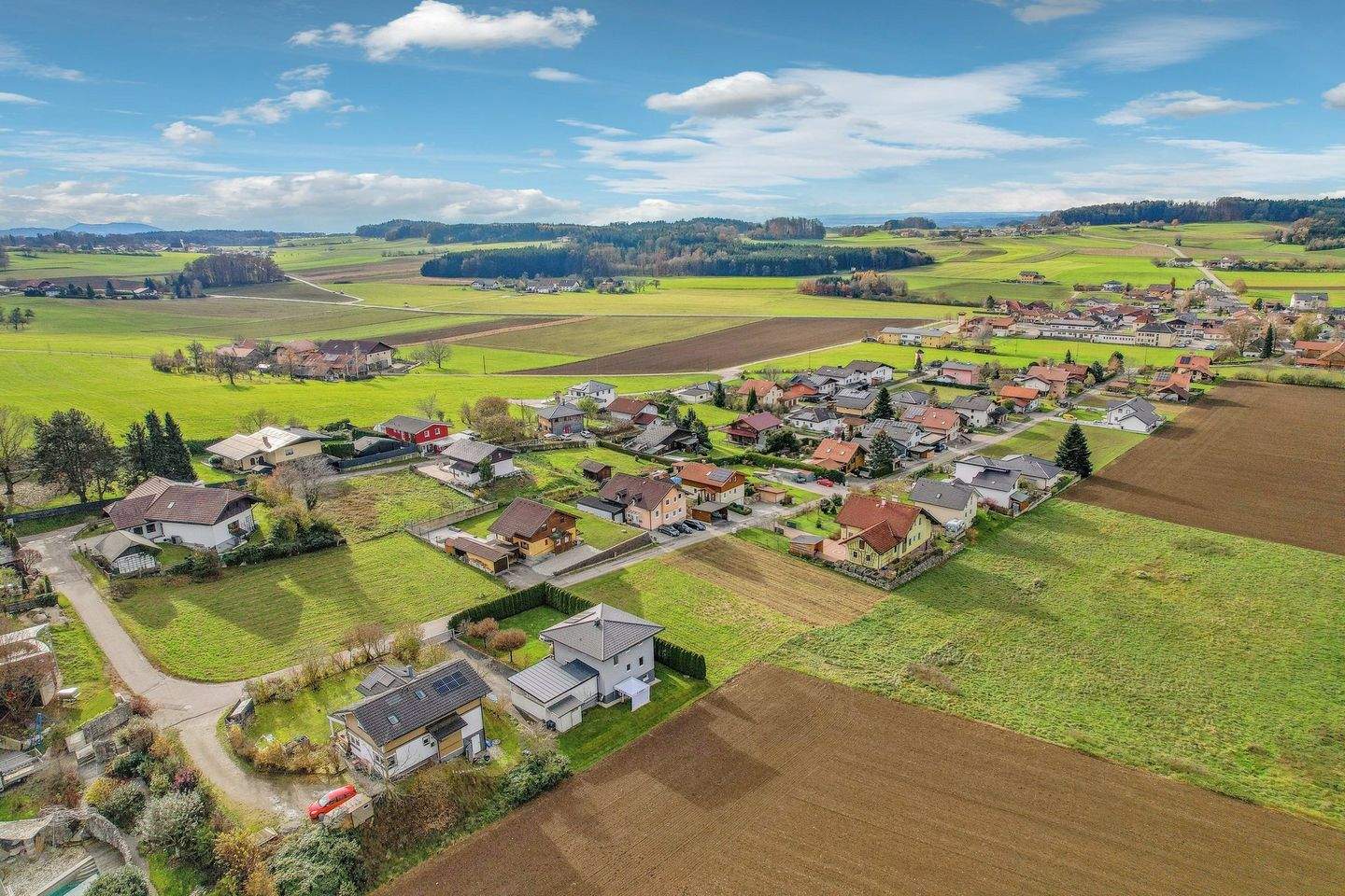  قطعة أرض في Feldkirchen bei Mattighofen, Austria رقم 23317