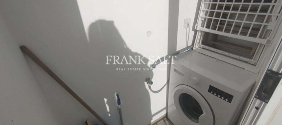 Ático de 1 dormitorio en Kalkara, Malta No. 8240 7