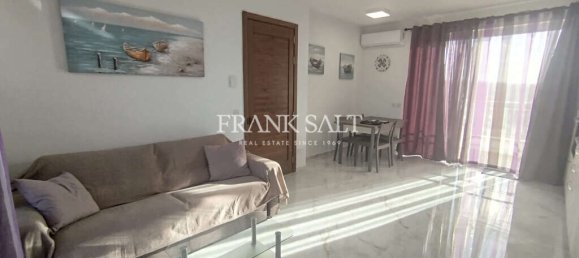 Ático de 1 dormitorio en Kalkara, Malta No. 8240 4