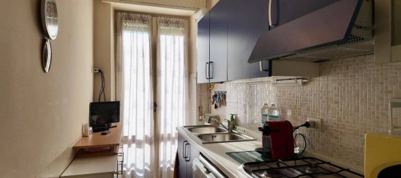 2 bedrooms Apartment in Arona, Italy No. 272815 7