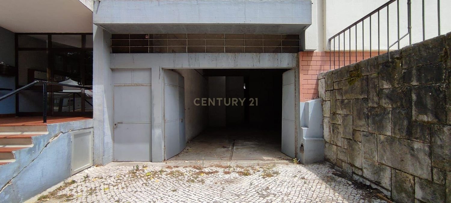  مستودع في Lisbon, Portugal 100متر مربع رقم 293768