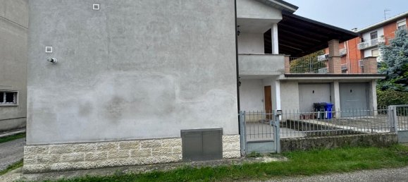 6-Zimmer Haus in Medesano, Italy, Nr. 157739 9