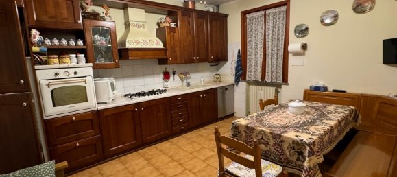 6-Zimmer Haus in Medesano, Italy, Nr. 157739 16