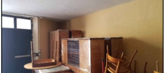 41m² Garage in Frattaminore, Italy No. 371054 15