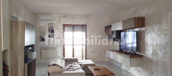 2 Schlafzimmer Wohnung in Foggia, Italy, Nr. 317477 5