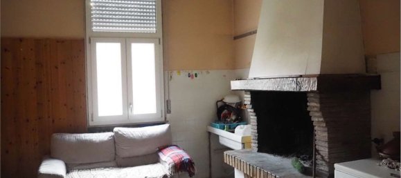 13-Zimmer Haus in Lugo, Italy, Nr. 85690 9