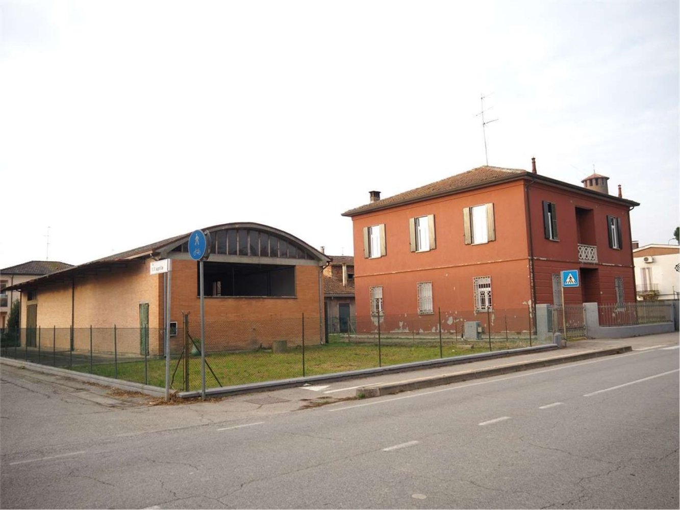 13-Zimmer Haus in Lugo, Italy, Nr. 85690