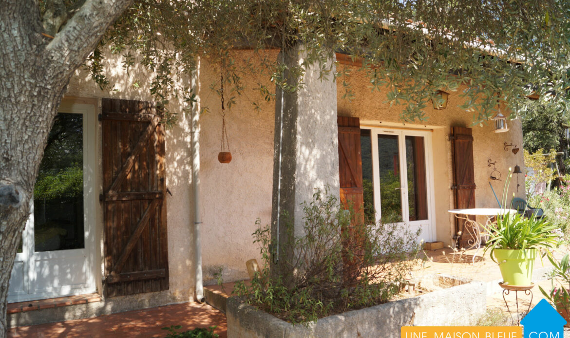 Villa de 2 dormitorios en La Roquebrussanne, France No. 298472