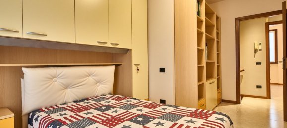 4 rooms House in Lodi, Italy No. 234697 51