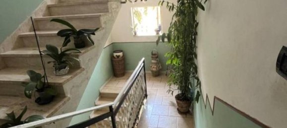 Квартира с 4 комнатами в Пиццо, Италия № 107309 7