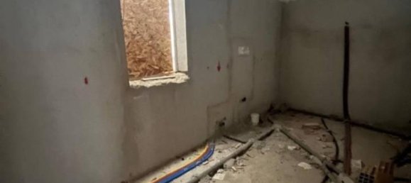 Квартира с 4 комнатами в Пиццо, Италия № 107309 10