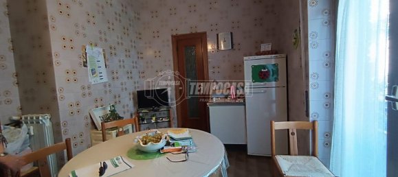 4-Zimmer Wohnung in Naples, Italy, Nr. 233888 10