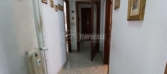 4-Zimmer Wohnung in Naples, Italy, Nr. 233888 11