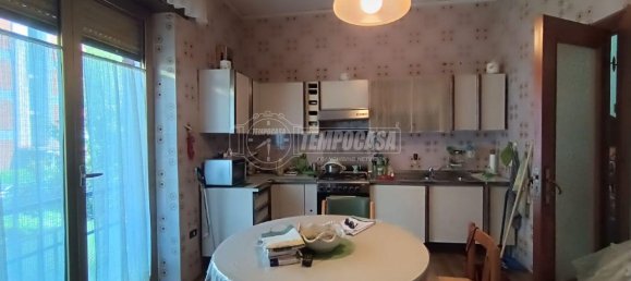 4-Zimmer Wohnung in Naples, Italy, Nr. 233888 8