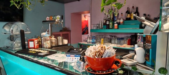 44m² Commercial property in Albenga, Italy No. 334253 3