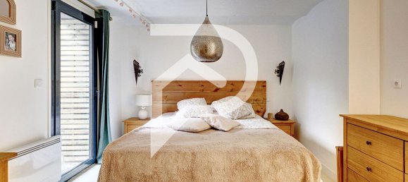 4 bedrooms House in Colombes, France No. 165173 9