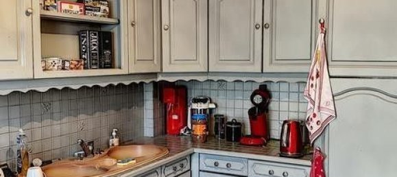 3 bedrooms House in Lempdes, France No. 319355 2