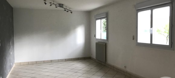 3 bedrooms House in Lempdes, France No. 319355 3