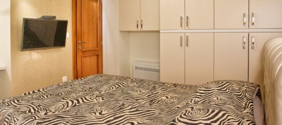 7 bedrooms Land in Tivat, Montenegro No. 138 18