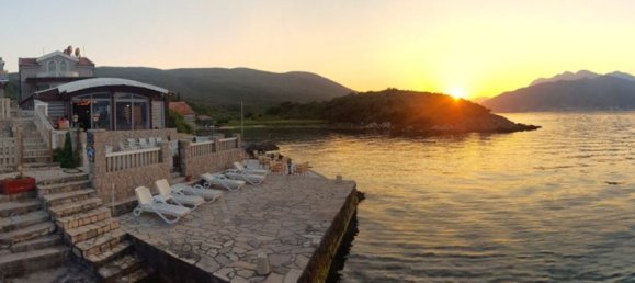 7 bedrooms Land in Tivat, Montenegro No. 138 21