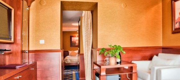 7 bedrooms Land in Tivat, Montenegro No. 138 13