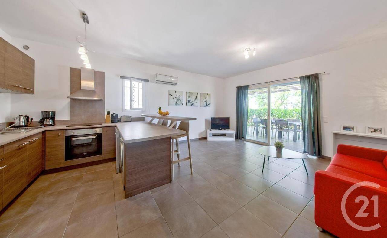 Квартира с 1 спальней в Леччи, Франция № 90872