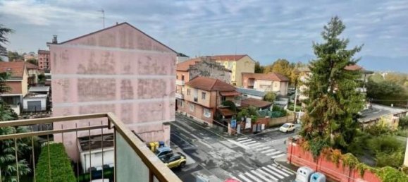 3 rooms Apartment in Venaria Reale, Italy No. 32537 23