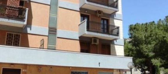 3-salle Appartement à Foggia, Italy No. 120381 29