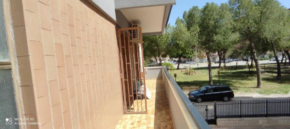 3-salle Appartement à Foggia, Italy No. 120381 12