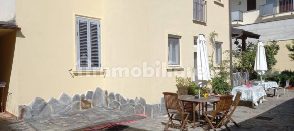 6 bedrooms Villa in Landriano, Italy No. 112735 5