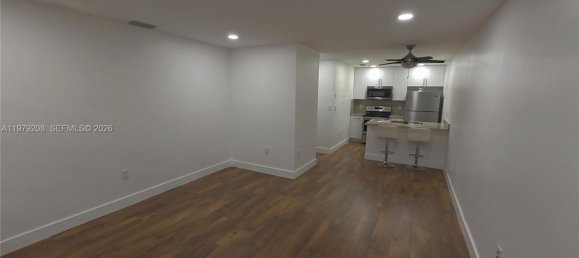 2 chambres propriété commerciale à louer à Miami, Miami-Dade, Florida, USA № 615508 10