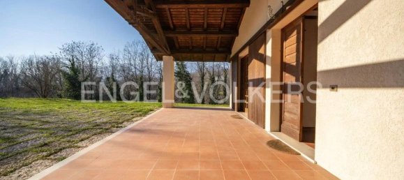 4 bedrooms Villa in Monfumo, Italy No. 132728 11