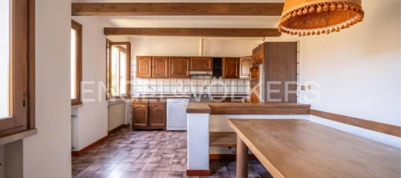 4 bedrooms Villa in Monfumo, Italy No. 132728 12