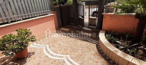 2 bedrooms Apartment in Aprilia, Italy No. 12983 2