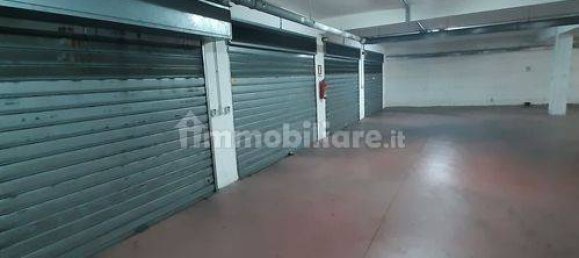 2 bedrooms Apartment in Aprilia, Italy No. 12983 4