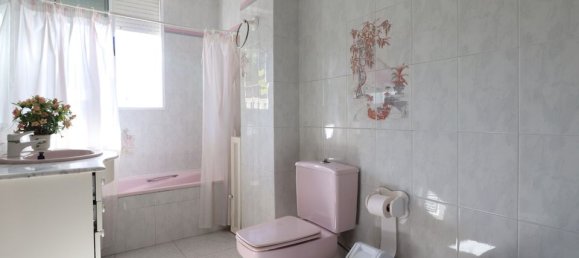 Квартира с 3 спальнями в Рохалес, Испания № 181455 14