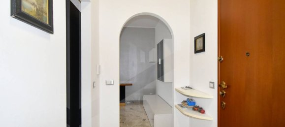 2 rooms Apartment in Monza, Italy No. 28522 12