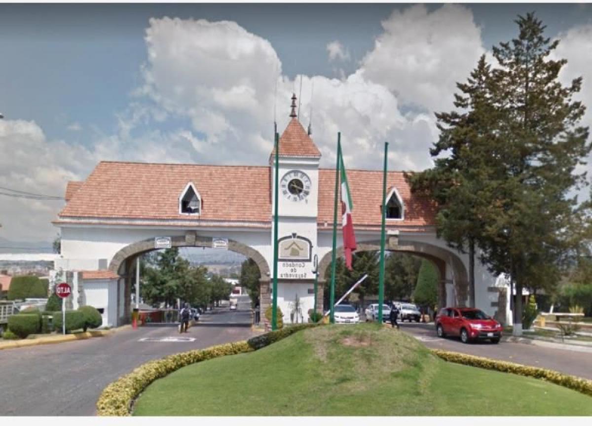 5 bedrooms House in Ciudad Lopez Mateos, Mexico No. 217243