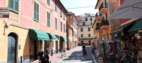 Propriété commerciale à Levanto, Italy 49m² No. 155526 12