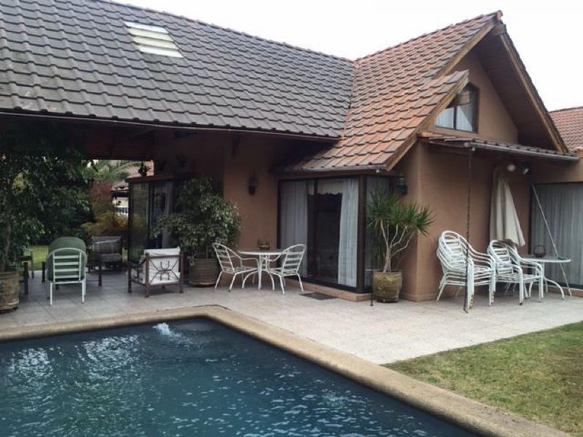 Дом с 4 спальнями в Сантьяго, Чили № 1707