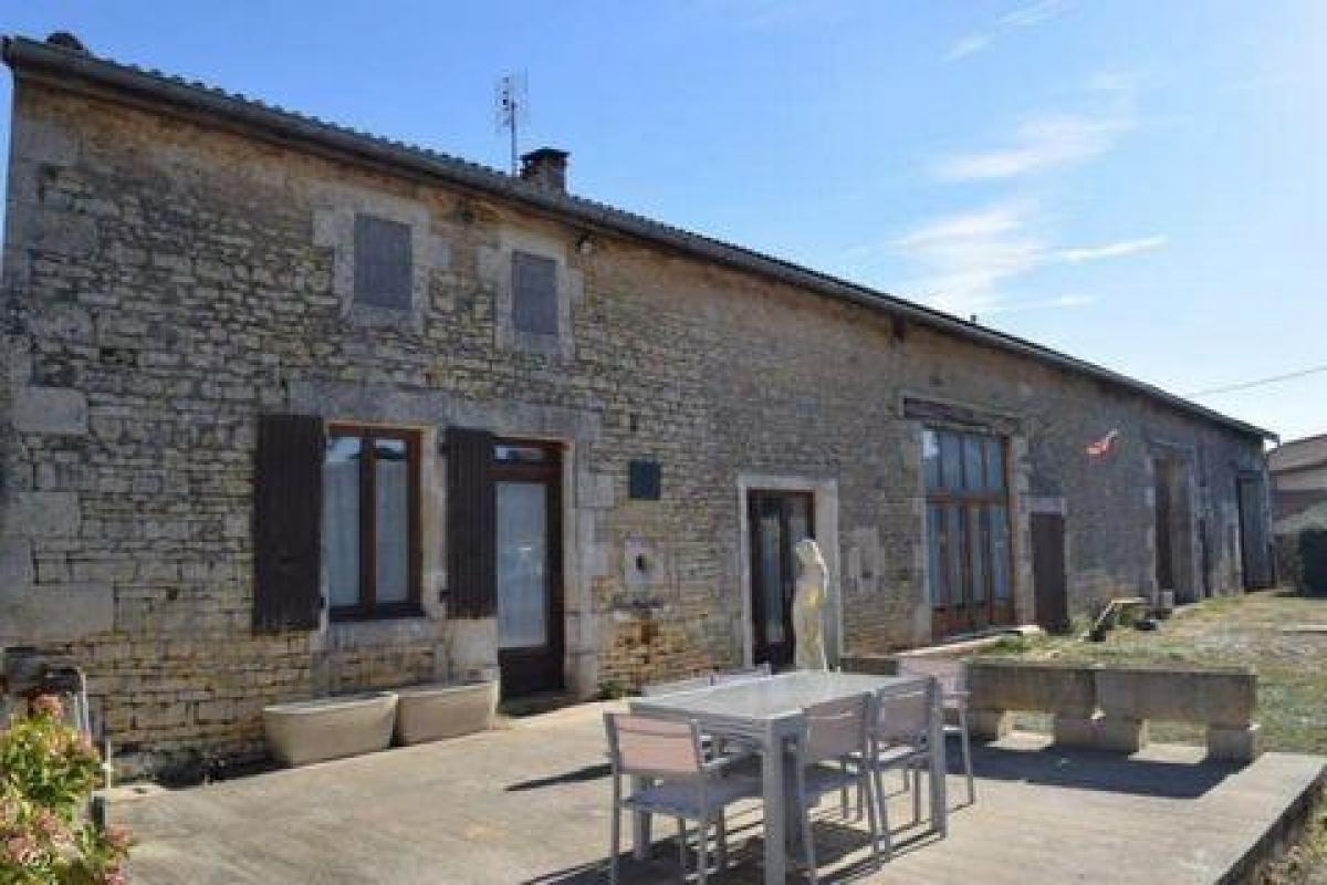 Casa T3 em Villefagnan, France N.º 29559