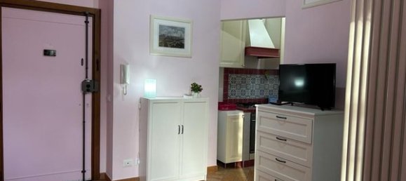 2 rooms Apartment in Rome, Italy No. 219907 8